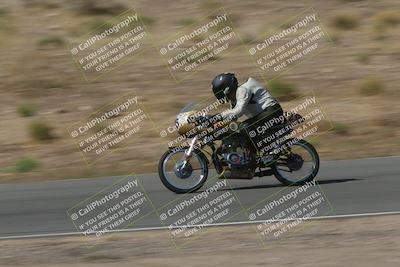 media/Apr-20-2025-AHRMA (Sun) [[393a79c373]]/Race/Group 12 early race/Turn 4b/
